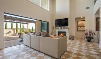 2543 Glasgow Dr, Carlsbad, CA 92010