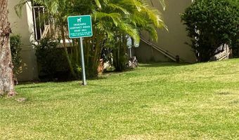 98-1038 Moanalua Rd 2208, Aiea, HI 96701