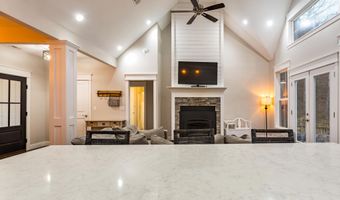 1320 Little Fudges Creek Rd, Barboursville, WV 25504