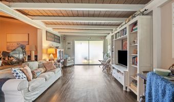 889 Alahaki St, Kailua, HI 96734