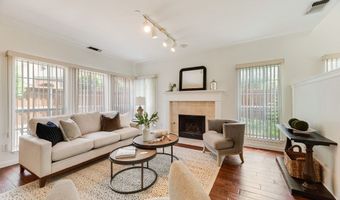 14605 Dove Ct, Addison, TX 75001