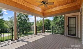 71 Portobello Rd, Arden, NC 28704