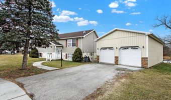 10 HEIGHTS Ct, Abbottstown, PA 17301