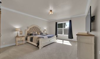 1004 S 46TH St, Springfield, OR 97478