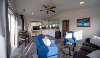 16281 CHAPMAN Ln, Brookings, OR 97415