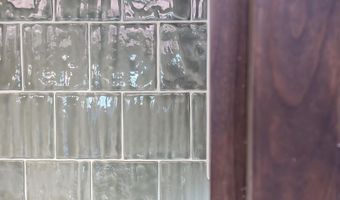 727 E Lexington Ln, Andover, KS 67002