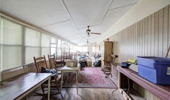 44 Rocky Rd NW, Adairsville, GA 30103