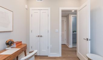 933 N Street NW 407, Washington, DC 20001