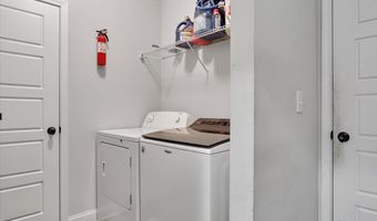 582 Brewer Dr, Aiken, SC 29803