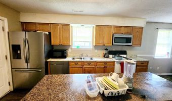 1104 Compton Ave, Albertville, AL 35950