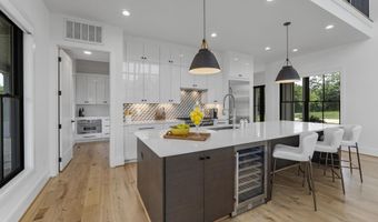 310 GOODLOE Ln, Afton, VA 22920