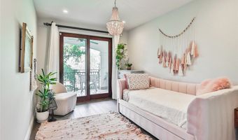 5617 Colodny Dr, Agoura Hills, CA 91301