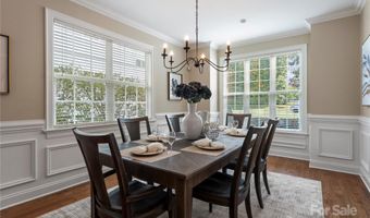 2105 Lanier Ave, Charlotte, NC 28205