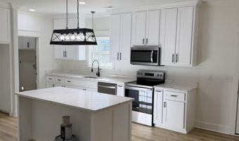 1935 Whitesville Rd, Albertville, AL 35950