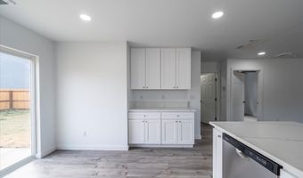 1105 Baltimore Ave SE, Bandon, OR 97411