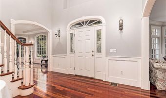 25 Westfield Dr, East Greenwich, RI 02818