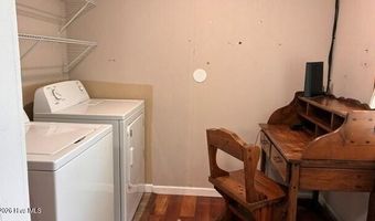 17 Moore St, Andrews, NC 28901
