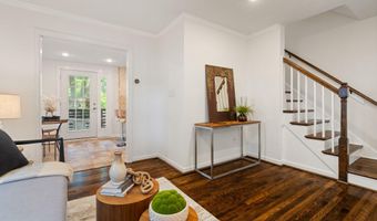 2713 ALBEMARLE Dr, Alexandria, VA 22303
