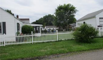 102 Parkgate Ave, Austintown, OH 44515