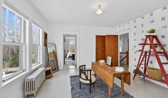 92 Pinewood Ave, Bethlehem, NH 03574