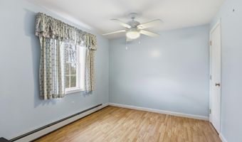 13 Elm St, Antrim, NH 03440