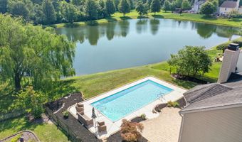 6743 Meadowgreen Dr, Indianapolis, IN 46236