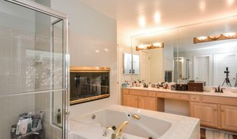 7806 FOX GATE Ct, Bethesda, MD 20817