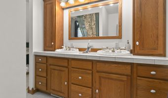 1532 34th St, Allegan, MI 49010