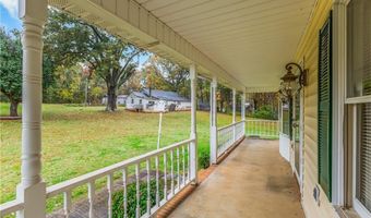 1320 Pratt Rd, Ararat, NC 27007