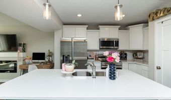 5707 NE Lowell Ln, Ankeny, IA 50021