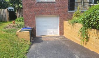 2250 N QUANTICO St, Arlington, VA 22205