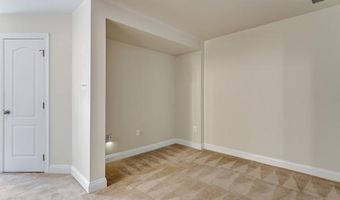 5053 DONOVAN Dr, Alexandria, VA 22304