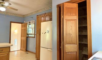 3023 Woodland St, Ames, IA 50014
