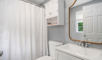 19 Narragansett Ave, Glocester, RI 02814