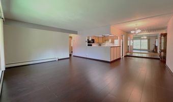 31 Park Lane Ct, Amherst, NY 14221
