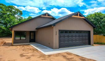 430 Main St, Bauxite, AR 72011