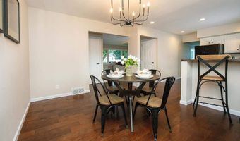 615 Pine St, Allison, IA 50602