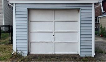 832 Maplewood Ave, Ambridge, PA 15003