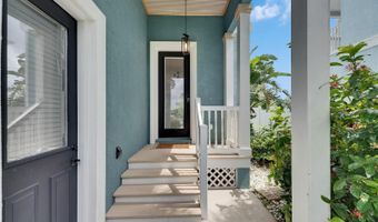 6512 SIMONE SHORES Cir, Apollo Beach, FL 33572