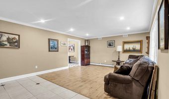 9 Jubilee Cir, Aberdeen, NJ 07747