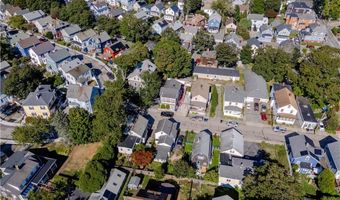 57 Gould St, Newport, RI 02840