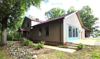 498 Delta Ln, Big Sandy, TN 38221
