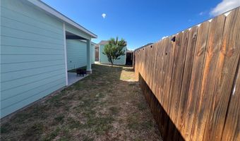 2076 S Saunders St, Aransas Pass, TX 78336