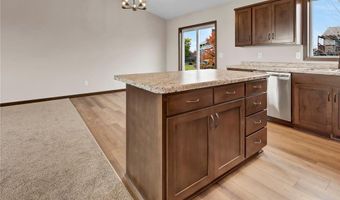 807 Prateria Ave, Avon, MN 56310