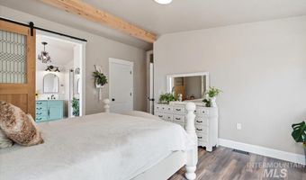 17114 Goodson Rd, Caldwell, ID 83607