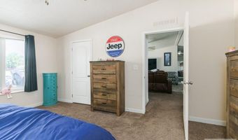 490 Snowflake St, American Falls, ID 83211