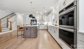 2503 Lydia Ave, Charlotte, NC 28205