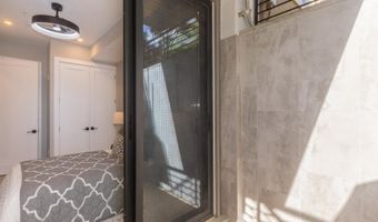 1332 G St SE 1, Washington, DC 20003