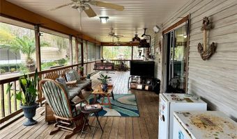 55730 HOLIDAY Cir, Astor, FL 32102