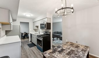 3376 WOODBURN Rd 23, Annandale, VA 22003